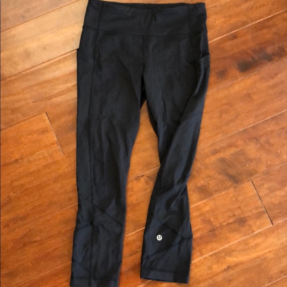 Lulu lemon leggings size 4